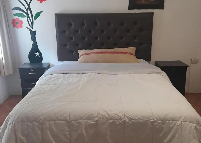 La Casa Del Arco 132 *